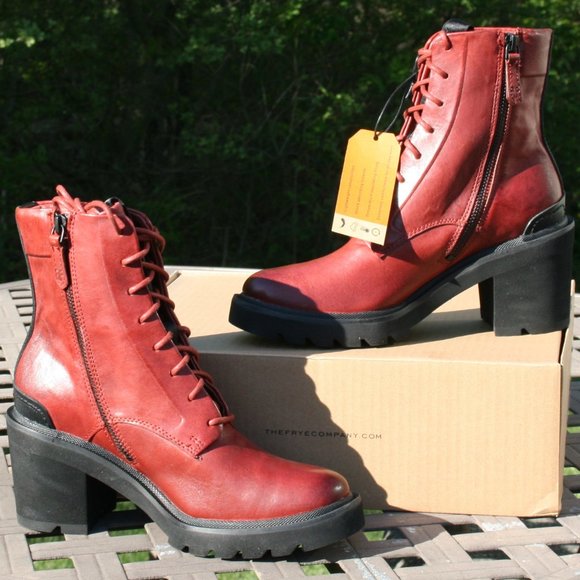 frye savannah combat boot